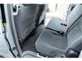 2004 Toyota Noah