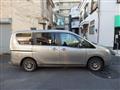 2011 Nissan Serena