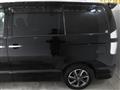 2006 Toyota Voxy