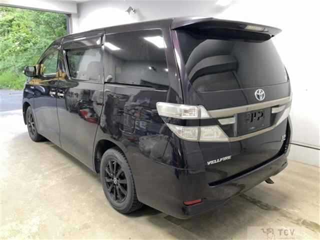 2013 Toyota Vellfire