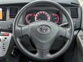 2010 Toyota Isis