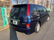 2004 Toyota Isis