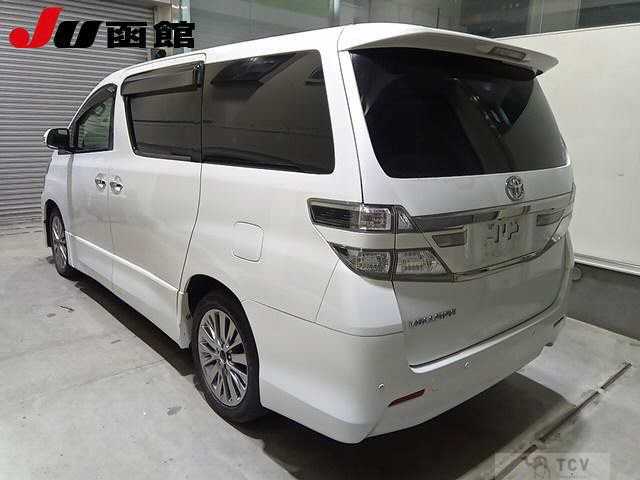 2013 Toyota Vellfire