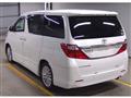 2013 Toyota Alphard