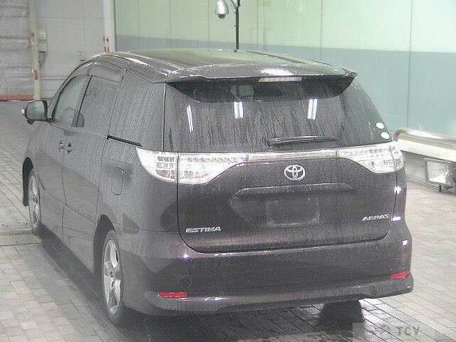 2012 Toyota Estima