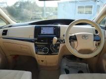 2013 Toyota Estima