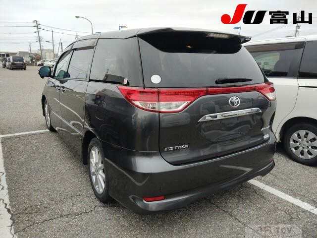2010 Toyota Estima