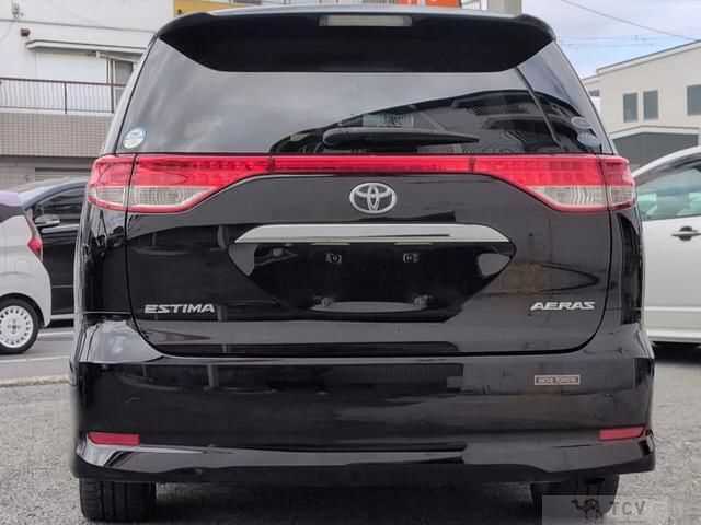2011 Toyota Estima