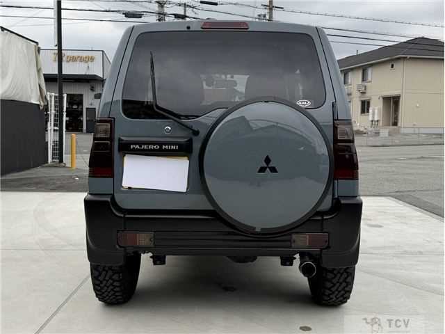 2007 Mitsubishi Pajero Mini
