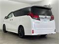 2015 Toyota Alphard