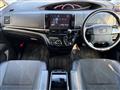2013 Toyota Estima