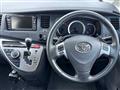 2007 Toyota Isis