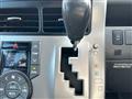 2010 Toyota Noah