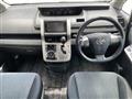 2011 Toyota Noah