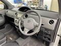2010 Toyota Sienta