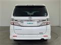 2013 Toyota Vellfire