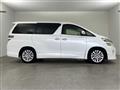2013 Toyota Vellfire