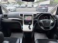 2013 Toyota Vellfire