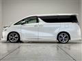 2015 Toyota Vellfire