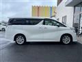 2015 Toyota Vellfire