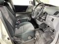2007 Toyota Voxy