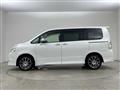 2009 Toyota Voxy