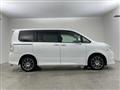 2009 Toyota Voxy