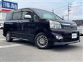 2013 Toyota Voxy