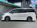2015 Toyota Voxy