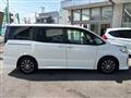 2015 Toyota Voxy