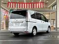 2012 Nissan Serena
