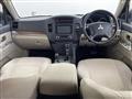 2011 Mitsubishi Pajero