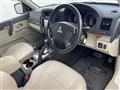 2011 Mitsubishi Pajero