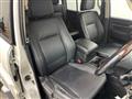 2013 Mitsubishi Pajero