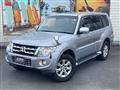 2013 Mitsubishi Pajero