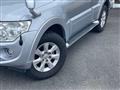 2013 Mitsubishi Pajero