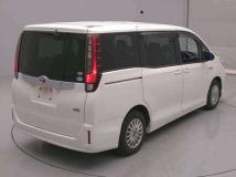2015 Toyota Noah