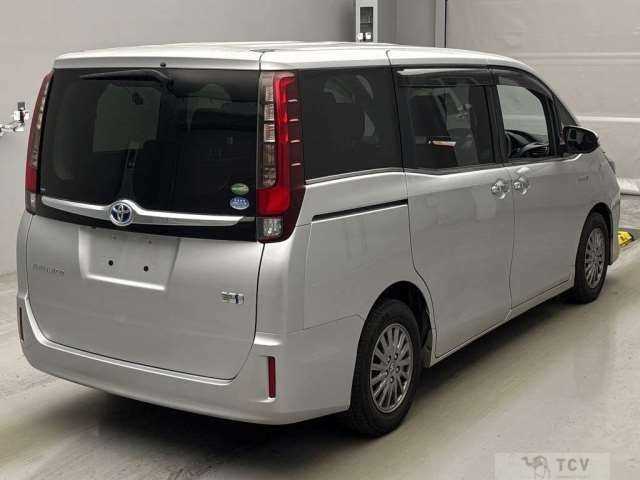 2015 Toyota Esquire