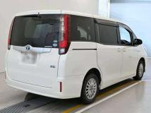 2015 Toyota Noah