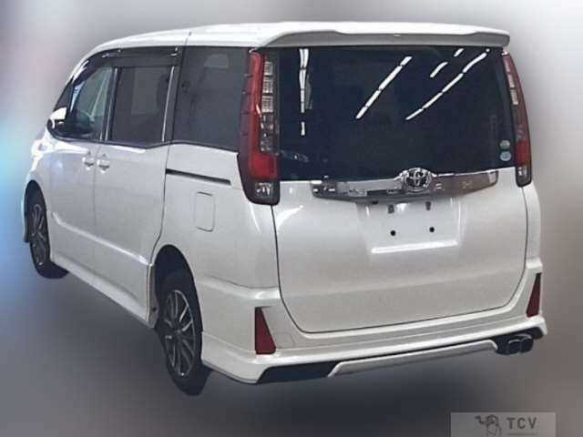 2014 Toyota Noah
