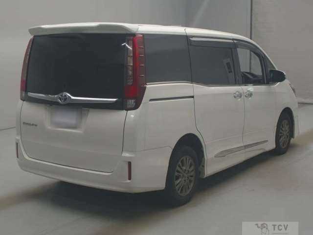2015 Toyota Esquire