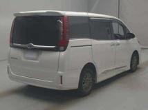 2015 Toyota Esquire
