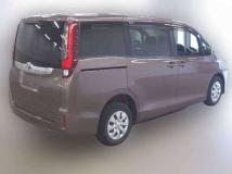 2014 Toyota Noah