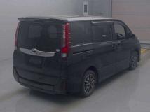 2015 Toyota Noah