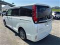 2015 Toyota Esquire