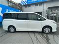 2014 Toyota Noah