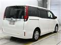 2015 Toyota Noah