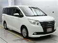 2015 Toyota Noah