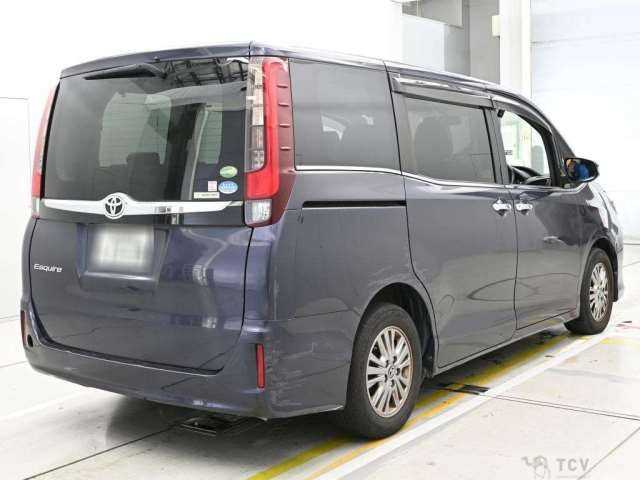 2015 Toyota Esquire