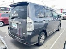 2009 Toyota Noah